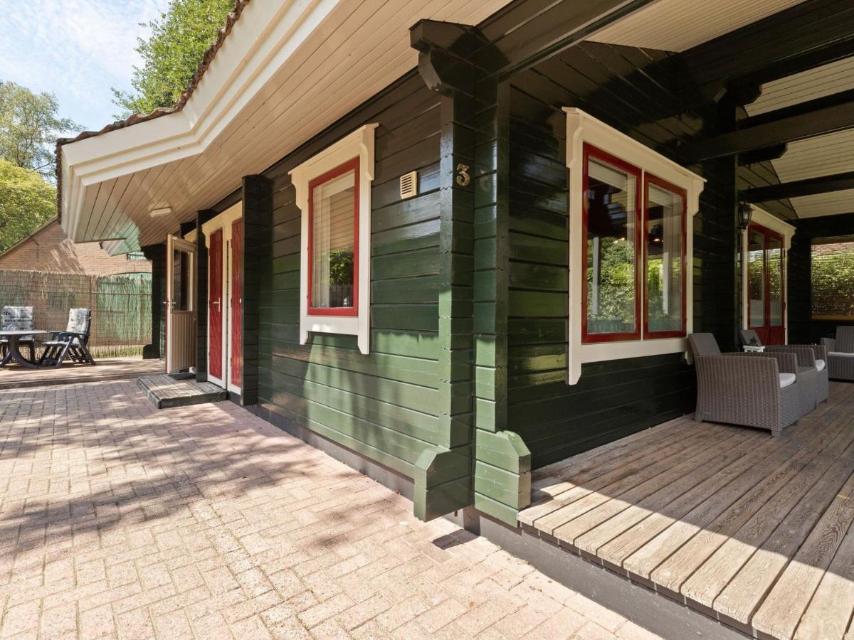 Luxurious Chalet In Guelders By The Forest Hulshorst Exterior foto